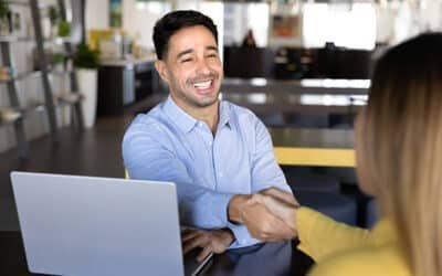 La visite virtuelle hôtel Lyon ne se limite pas à montrer des images 360°. Elle doit raconter une histoire cohérente, guider l’utilisateur