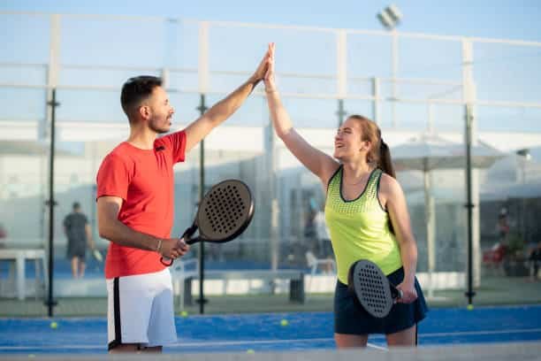 Construction court de tennis